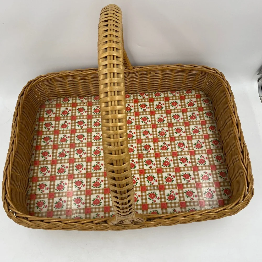 Vintage Large Woven Wicker Basket Gingham Lining Country Rustic Shabby Chic
